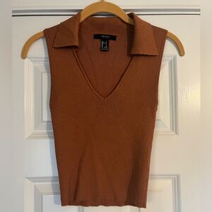Forever 21 Sleeveless Collared Top Size Small